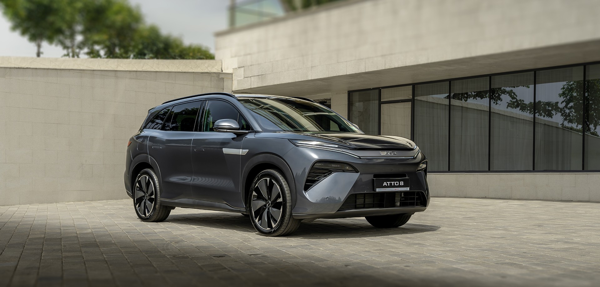 Atto 8